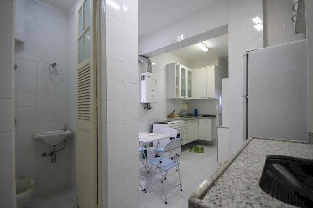 Atlantica 702 Rio de Janeiro